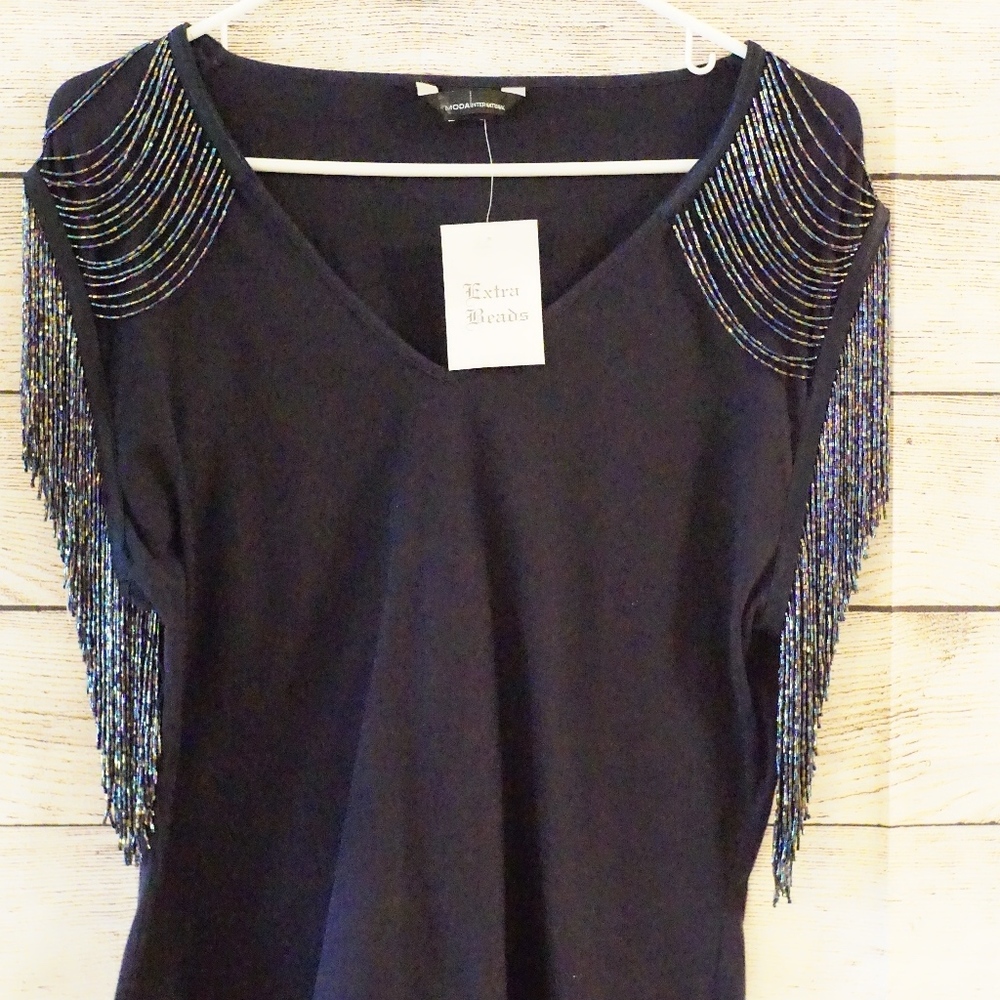 Moda International Navy blue blouse with beading